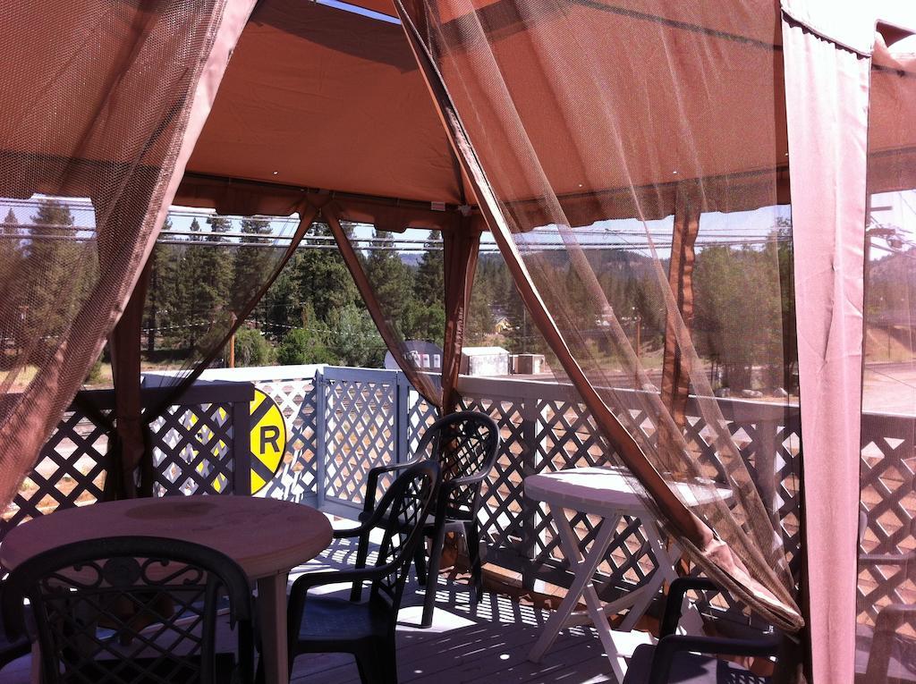 Pullman House Inn Portola 外观 照片