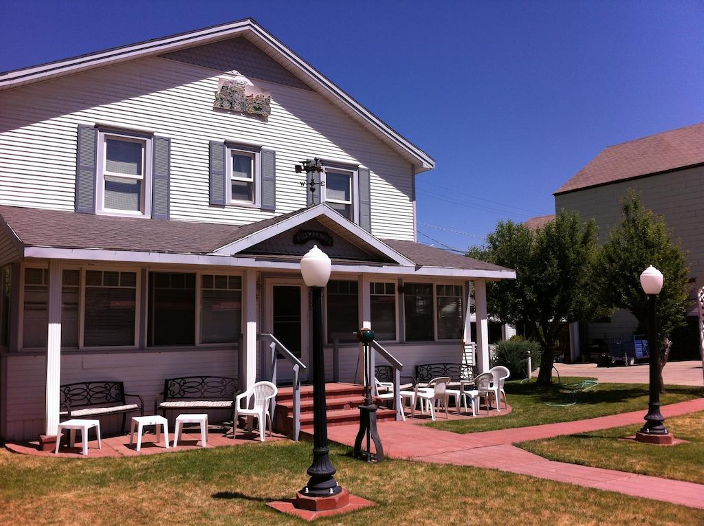 Pullman House Inn Portola 外观 照片